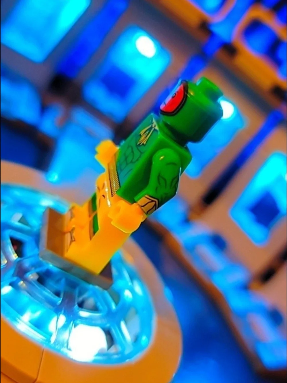 Vision Minifigure Lego Compatible - Picture 3 of 12